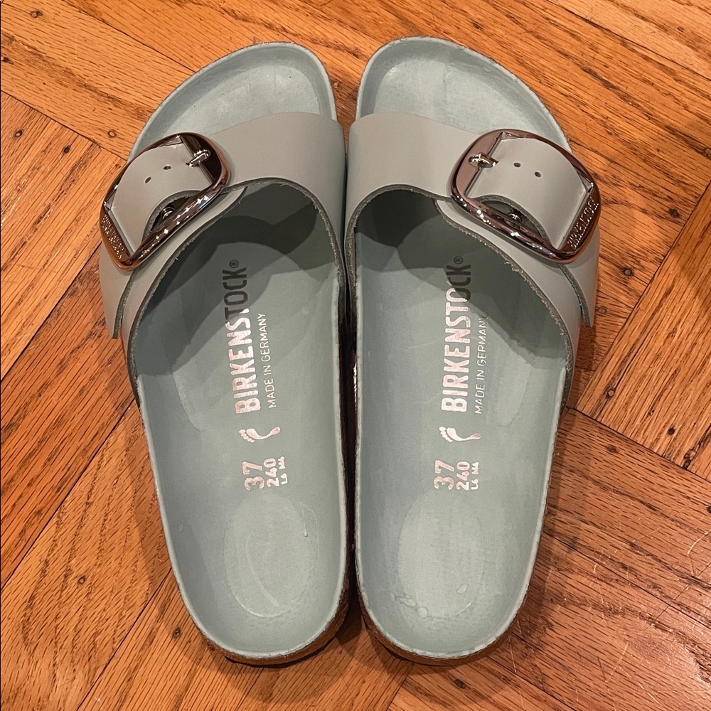 NWT Birkenstock Madrid Big Buckle High Shine Sandals